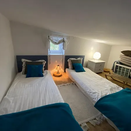 Holiday home Caloroczny Blisko Lasu I Morza Na Urokliwej Dzialce 4300 M2 Gdansk